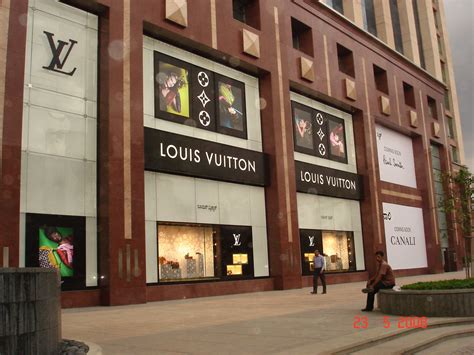 louis vuitton ub bangalore